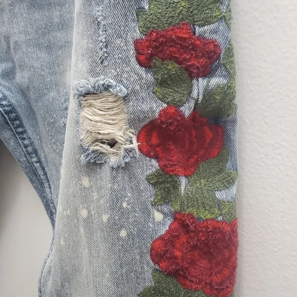 Pac Sun Embroidered Patches Paint Bleach Distressed Jeans /Unisex - Picture 3 of 9